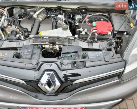 Серый Рено Кенгу, объемом двигателя 1.5 л и пробегом 240 тыс. км за 11300 $, фото 22 на Automoto.ua