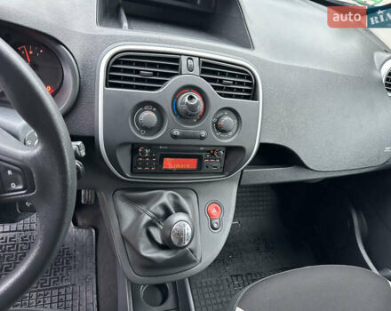 Сірий Рено Кєнгу, об'ємом двигуна 1.5 л та пробігом 179 тис. км за 12999 $, фото 11 на Automoto.ua