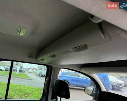 Сірий Рено Кєнгу, об'ємом двигуна 1.5 л та пробігом 241 тис. км за 12500 $, фото 21 на Automoto.ua