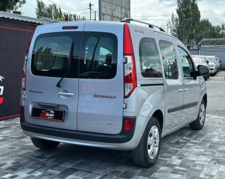 Серый Рено Кенгу, объемом двигателя 1.5 л и пробегом 171 тыс. км за 12600 $, фото 6 на Automoto.ua