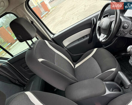 Серый Рено Кенгу, объемом двигателя 1.5 л и пробегом 196 тыс. км за 12999 $, фото 47 на Automoto.ua