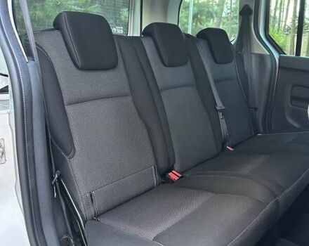 Рено Кєнгу 2016 у Буче на Automoto.ua Сірий Рено Кєнгу, об'ємом двигуна 1.5 л та пробігом 196 тис. км за 13500 $, фото 25 на Automoto.ua