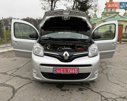 Серый Рено Кенгу, объемом двигателя 1.5 л и пробегом 196 тыс. км за 12999 $, фото 112 на Automoto.ua