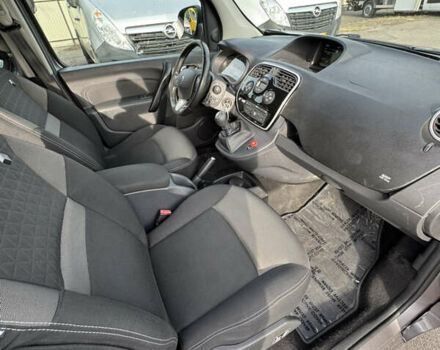 Серый Рено Кенгу, объемом двигателя 1.2 л и пробегом 155 тыс. км за 12900 $, фото 32 на Automoto.ua