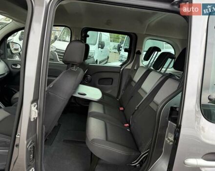 Рено Кенгу 2016 в Одессе на Automoto.ua Серый Рено Кенгу, объемом двигателя 1.5 л и пробегом 156 тыс. км за 13650 $, фото 30 на Automoto.ua