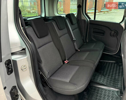 Серый Рено Кенгу, объемом двигателя 1.5 л и пробегом 196 тыс. км за 12999 $, фото 51 на Automoto.ua