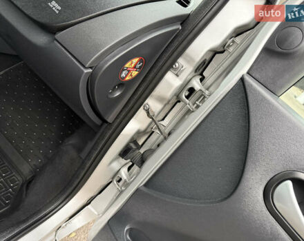 Серый Рено Кенгу, объемом двигателя 1.5 л и пробегом 196 тыс. км за 12999 $, фото 53 на Automoto.ua