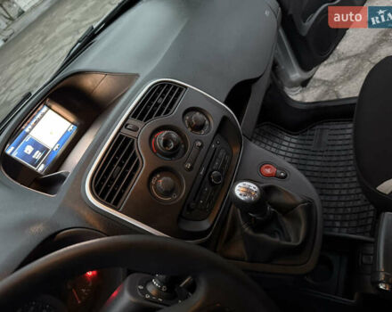 Серый Рено Кенгу, объемом двигателя 1.5 л и пробегом 172 тыс. км за 12999 $, фото 52 на Automoto.ua