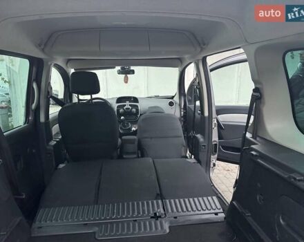 Серый Рено Кенгу, объемом двигателя 1.46 л и пробегом 203 тыс. км за 13200 $, фото 11 на Automoto.ua