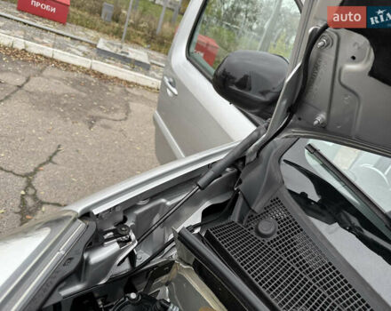 Серый Рено Кенгу, объемом двигателя 1.5 л и пробегом 196 тыс. км за 12999 $, фото 110 на Automoto.ua