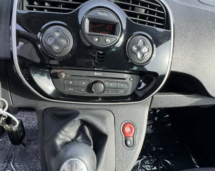 Серый Рено Кенгу, объемом двигателя 1.2 л и пробегом 155 тыс. км за 12900 $, фото 13 на Automoto.ua