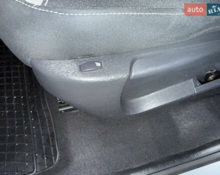 Серый Рено Кенгу, объемом двигателя 1.5 л и пробегом 172 тыс. км за 12999 $, фото 60 на Automoto.ua