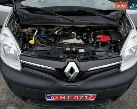 Серый Рено Кенгу, объемом двигателя 1.5 л и пробегом 172 тыс. км за 12999 $, фото 69 на Automoto.ua