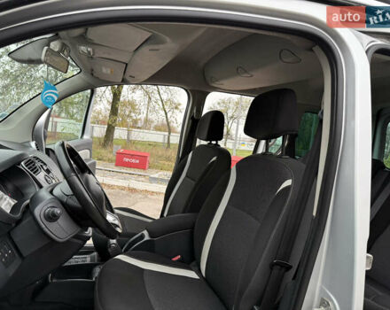 Серый Рено Кенгу, объемом двигателя 1.5 л и пробегом 196 тыс. км за 12999 $, фото 70 на Automoto.ua