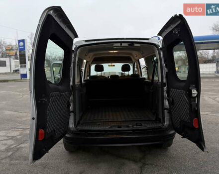 Серый Рено Кенгу, объемом двигателя 1.5 л и пробегом 172 тыс. км за 12999 $, фото 87 на Automoto.ua