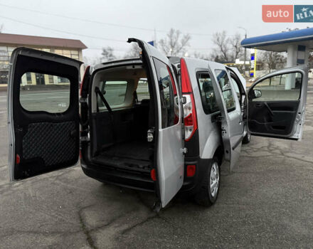 Серый Рено Кенгу, объемом двигателя 1.5 л и пробегом 172 тыс. км за 12999 $, фото 85 на Automoto.ua