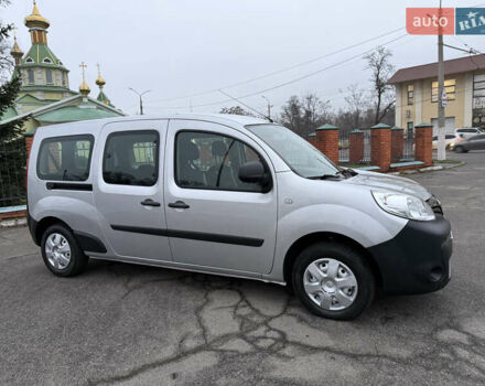 Серый Рено Кенгу, объемом двигателя 1.5 л и пробегом 172 тыс. км за 12999 $, фото 12 на Automoto.ua