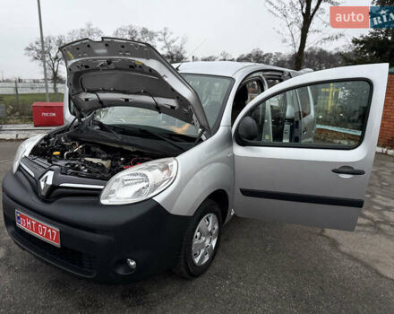 Серый Рено Кенгу, объемом двигателя 1.5 л и пробегом 172 тыс. км за 12999 $, фото 95 на Automoto.ua