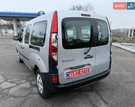 Серый Рено Кенгу, объемом двигателя 1.5 л и пробегом 172 тыс. км за 12999 $, фото 21 на Automoto.ua