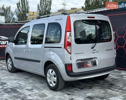 Серый Рено Кенгу, объемом двигателя 1.5 л и пробегом 171 тыс. км за 12800 $, фото 16 на Automoto.ua