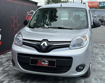 Серый Рено Кенгу, объемом двигателя 1.5 л и пробегом 171 тыс. км за 12800 $, фото 3 на Automoto.ua