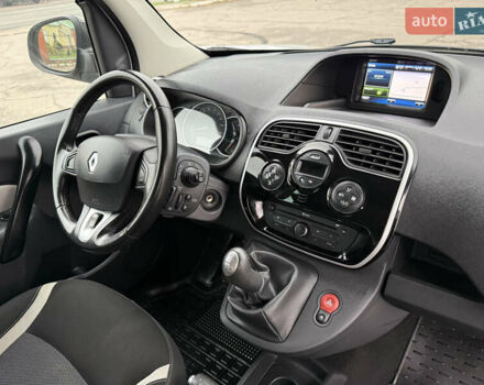 Серый Рено Кенгу, объемом двигателя 1.5 л и пробегом 196 тыс. км за 12999 $, фото 48 на Automoto.ua