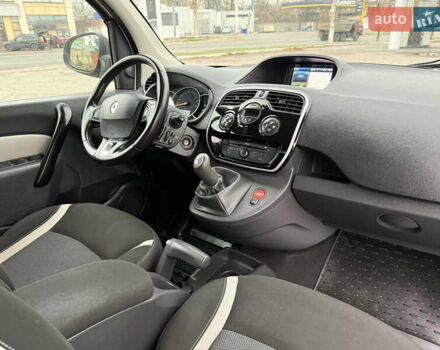 Серый Рено Кенгу, объемом двигателя 1.5 л и пробегом 196 тыс. км за 12999 $, фото 49 на Automoto.ua