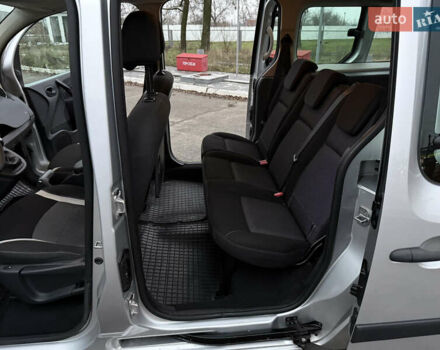 Серый Рено Кенгу, объемом двигателя 1.5 л и пробегом 172 тыс. км за 12999 $, фото 56 на Automoto.ua