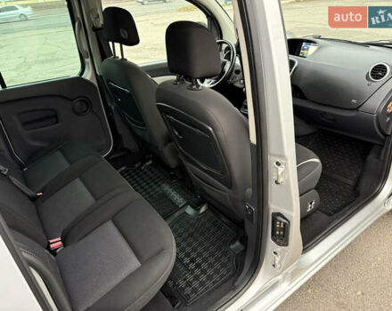 Серый Рено Кенгу, объемом двигателя 1.5 л и пробегом 196 тыс. км за 12999 $, фото 52 на Automoto.ua