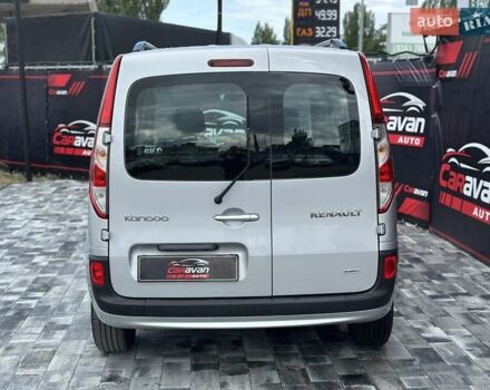 Серый Рено Кенгу, объемом двигателя 1.5 л и пробегом 171 тыс. км за 12800 $, фото 10 на Automoto.ua