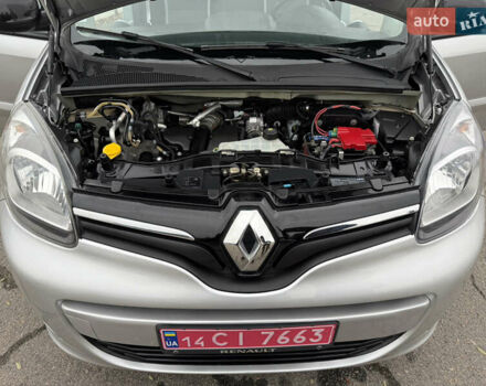 Серый Рено Кенгу, объемом двигателя 1.5 л и пробегом 196 тыс. км за 12999 $, фото 104 на Automoto.ua