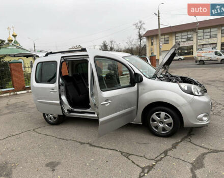 Серый Рено Кенгу, объемом двигателя 1.5 л и пробегом 196 тыс. км за 12999 $, фото 115 на Automoto.ua