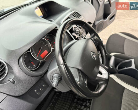 Серый Рено Кенгу, объемом двигателя 1.5 л и пробегом 196 тыс. км за 12999 $, фото 60 на Automoto.ua