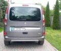 Сірий Рено Кєнгу, об'ємом двигуна 1.2 л та пробігом 126 тис. км за 8900 $, фото 7 на Automoto.ua