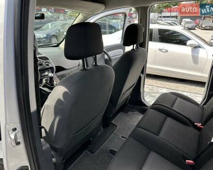 Серый Рено Кенгу, объемом двигателя 1.5 л и пробегом 171 тыс. км за 12800 $, фото 33 на Automoto.ua