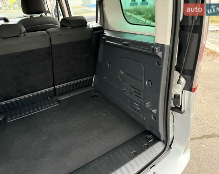 Серый Рено Кенгу, объемом двигателя 1.5 л и пробегом 196 тыс. км за 12999 $, фото 83 на Automoto.ua