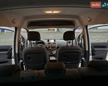 Серый Рено Кенгу, объемом двигателя 1.5 л и пробегом 172 тыс. км за 12999 $, фото 66 на Automoto.ua