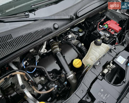 Серый Рено Кенгу, объемом двигателя 1.5 л и пробегом 172 тыс. км за 12999 $, фото 70 на Automoto.ua