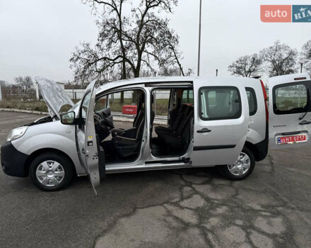 Серый Рено Кенгу, объемом двигателя 1.5 л и пробегом 172 тыс. км за 12999 $, фото 92 на Automoto.ua