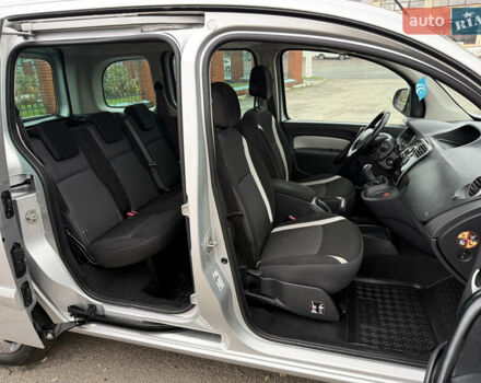 Серый Рено Кенгу, объемом двигателя 1.5 л и пробегом 196 тыс. км за 12999 $, фото 50 на Automoto.ua