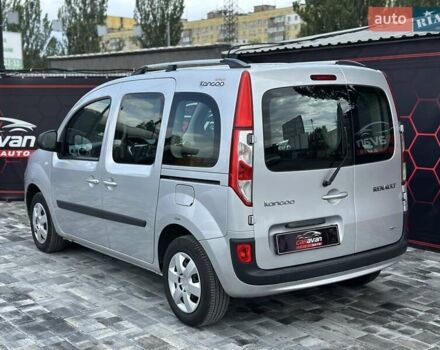 Серый Рено Кенгу, объемом двигателя 1.5 л и пробегом 171 тыс. км за 12800 $, фото 14 на Automoto.ua