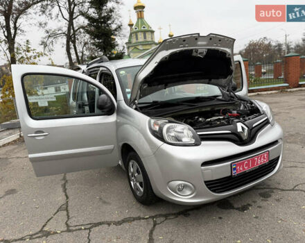 Серый Рено Кенгу, объемом двигателя 1.5 л и пробегом 196 тыс. км за 12999 $, фото 113 на Automoto.ua