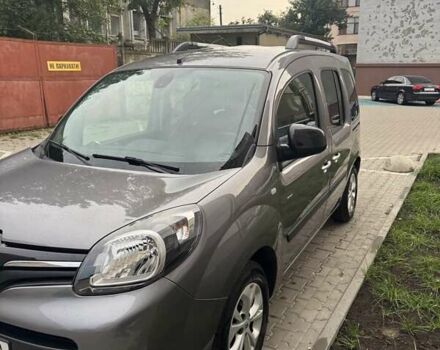 Серый Рено Кенгу, объемом двигателя 1.46 л и пробегом 203 тыс. км за 13200 $, фото 28 на Automoto.ua