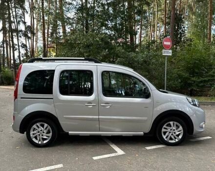 Рено Кєнгу 2016 у Буче на Automoto.ua Сірий Рено Кєнгу, об'ємом двигуна 1.5 л та пробігом 196 тис. км за 13500 $, фото 4 на Automoto.ua