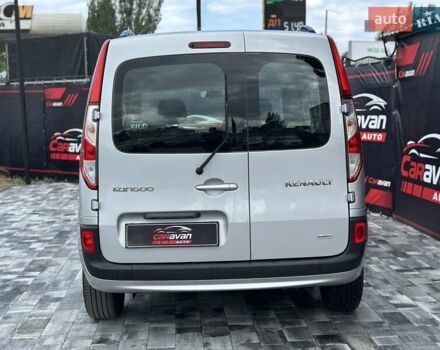 Серый Рено Кенгу, объемом двигателя 1.5 л и пробегом 171 тыс. км за 12800 $, фото 11 на Automoto.ua