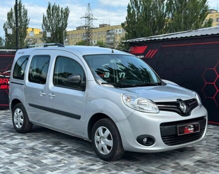 Серый Рено Кенгу, объемом двигателя 1.5 л и пробегом 171 тыс. км за 12600 $, фото 7 на Automoto.ua