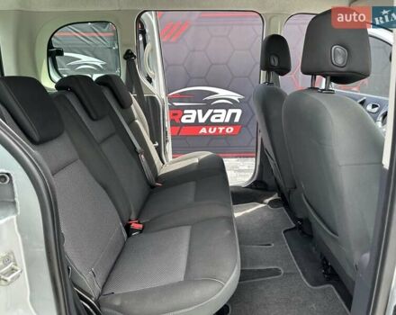 Серый Рено Кенгу, объемом двигателя 1.5 л и пробегом 171 тыс. км за 12800 $, фото 32 на Automoto.ua