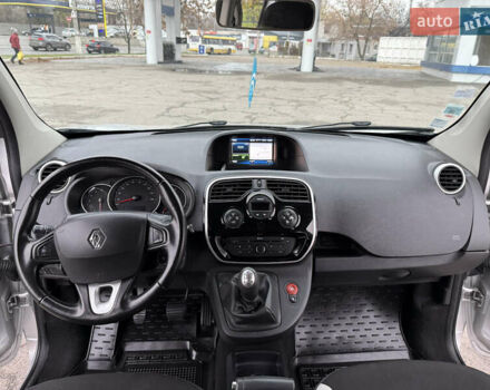 Серый Рено Кенгу, объемом двигателя 1.5 л и пробегом 196 тыс. км за 12999 $, фото 74 на Automoto.ua