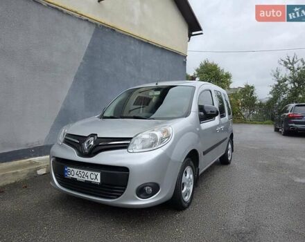 Серый Рено Кенгу, объемом двигателя 1.46 л и пробегом 157 тыс. км за 11700 $, фото 7 на Automoto.ua
