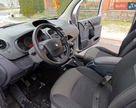 Серый Рено Кенгу, объемом двигателя 1.5 л и пробегом 198 тыс. км за 12800 $, фото 12 на Automoto.ua
